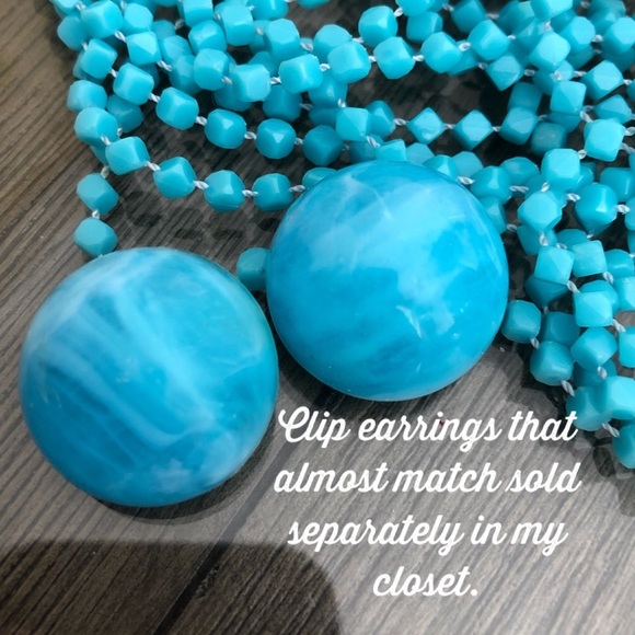 Vintage Blue Acrylic Square Beaded Muti Strand Necklace - Picture 14 of 14